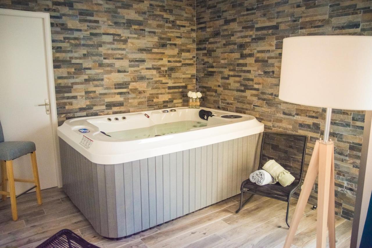 Suite avec Jacuzzi privatif Barcares Plage Le Barcarès Esterno foto